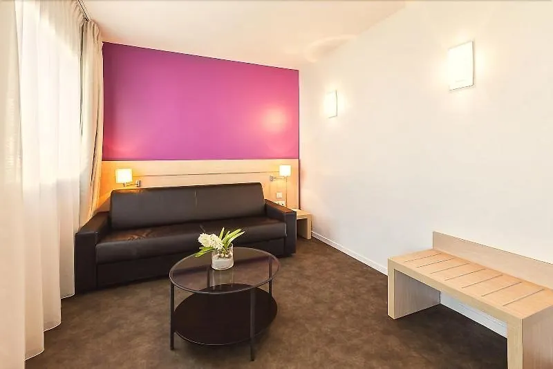 Esatitude Hotel Nice