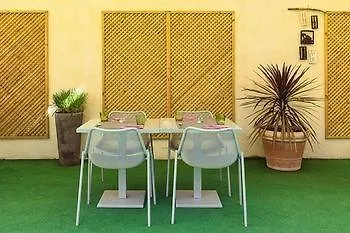 Esatitude Hotel Nice