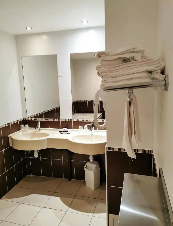 Esatitude Hotel Nicea