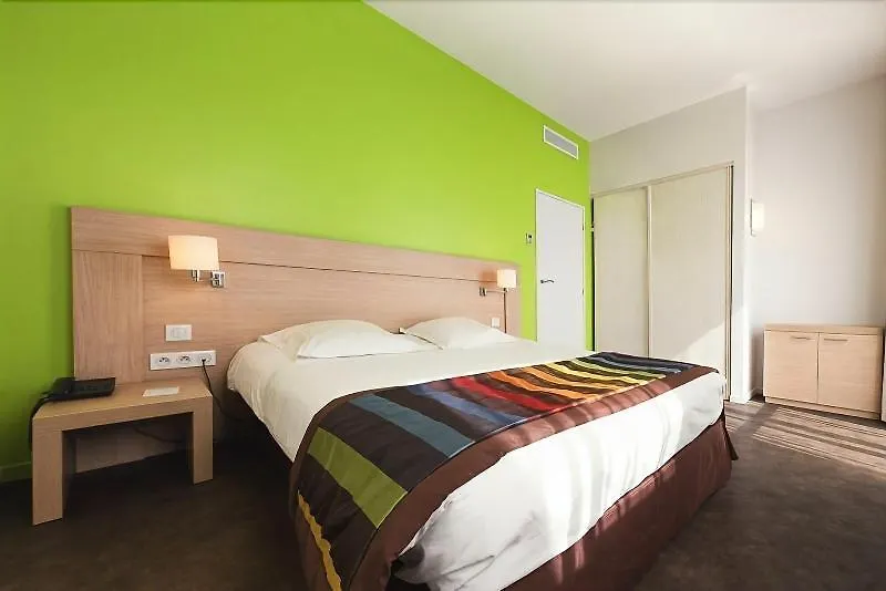 Esatitude Hotel Nicea Francja