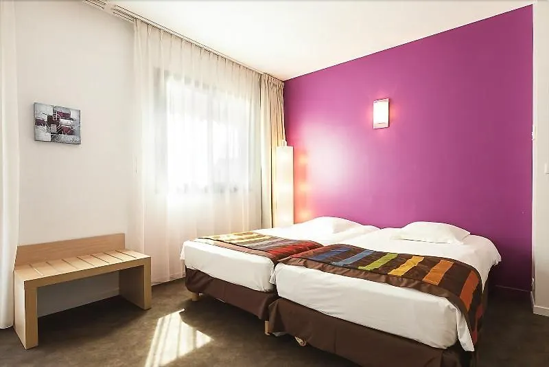 Esatitude Hotel Nicea
